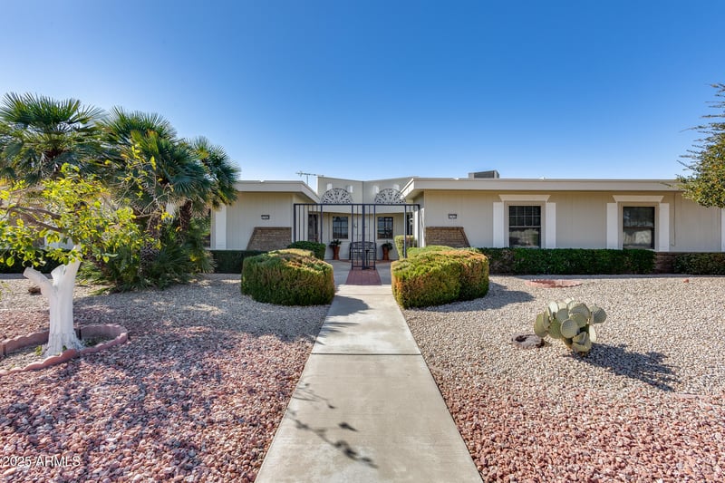 17428 Boswell Blvd, Sun City, AZ 85373