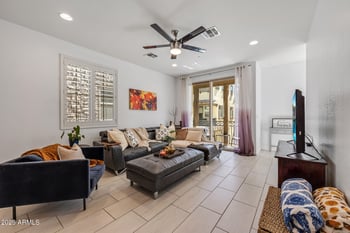 1743 Bridgeport Pw, Gilbert, AZ 85295