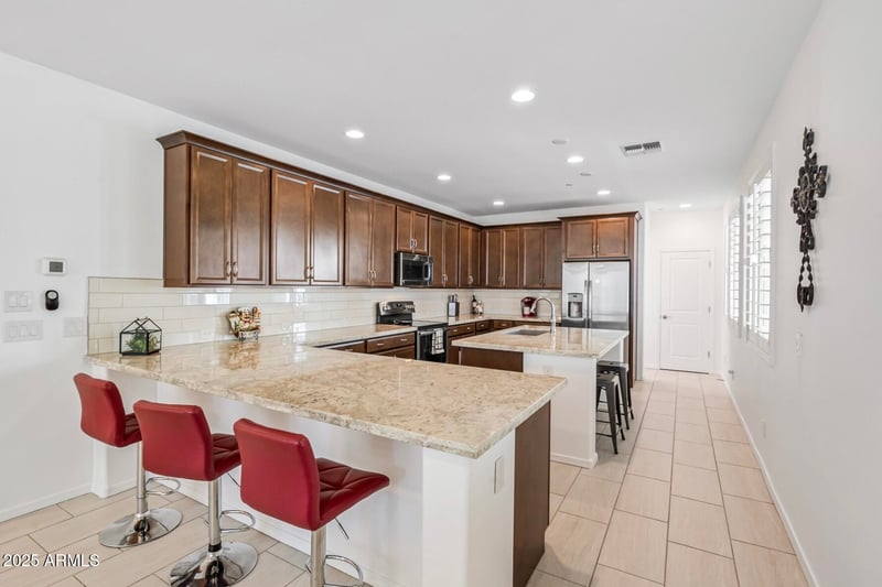 1743 Bridgeport Pw, Gilbert, AZ 85295