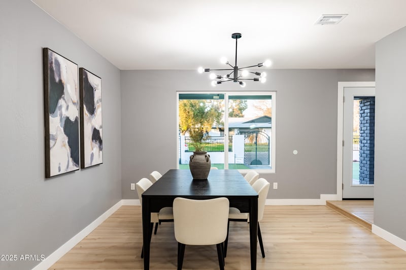 1743 Butler Dr, Phoenix, AZ 85021