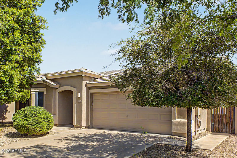 1743 E Branham Ln, Phoenix, AZ 85042