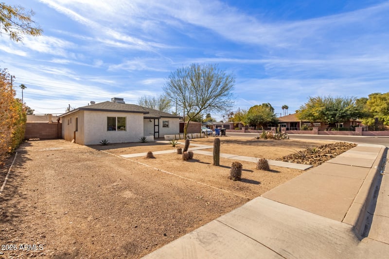 1743 W Verde Ln, Phoenix, AZ 85015