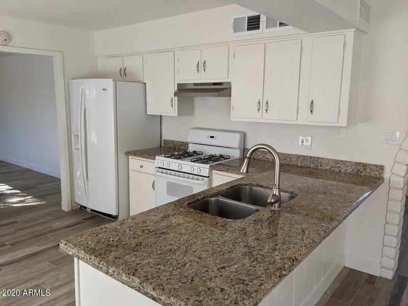 17432 N 13th Ave, Phoenix, AZ 85023