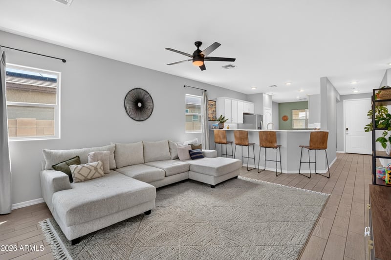 17432 W Laurie Ln, Waddell, AZ 85355