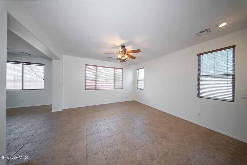 17433 Holland Ln, Surprise, AZ 85388