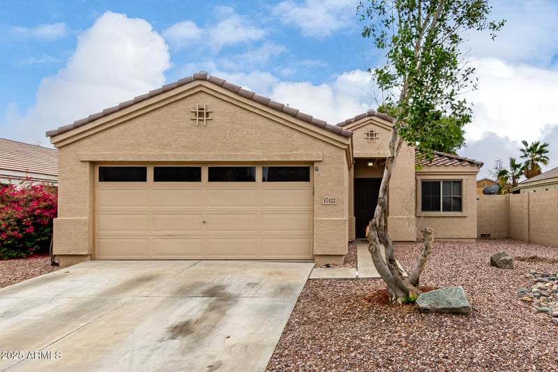 17433 Ventura St, Surprise, AZ 85388