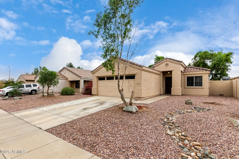 17433 Ventura St, Surprise, AZ 85388