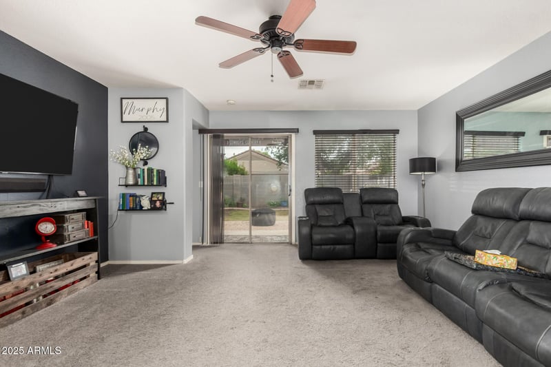 17433 Ventura St, Surprise, AZ 85388