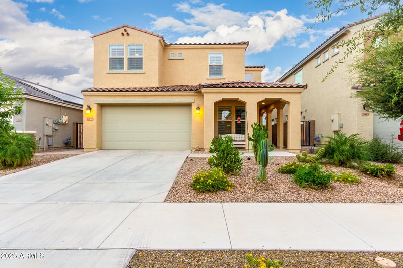 17435 Georgia Dr, Surprise, AZ 85388