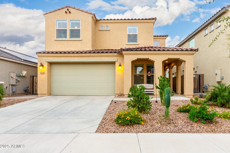 17435 Georgia Dr, Surprise, AZ 85388