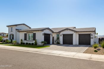 17437 Montpelier St, Surprise, AZ 85388