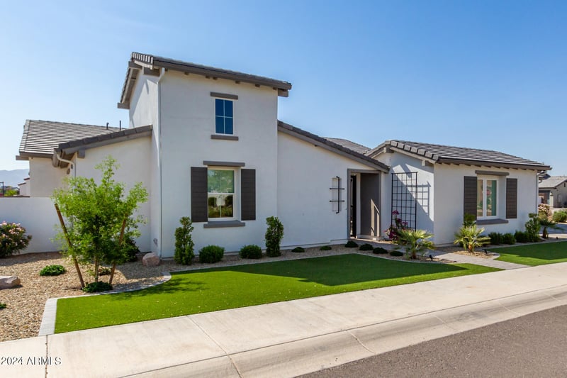 17437 Montpelier St, Surprise, AZ 85388