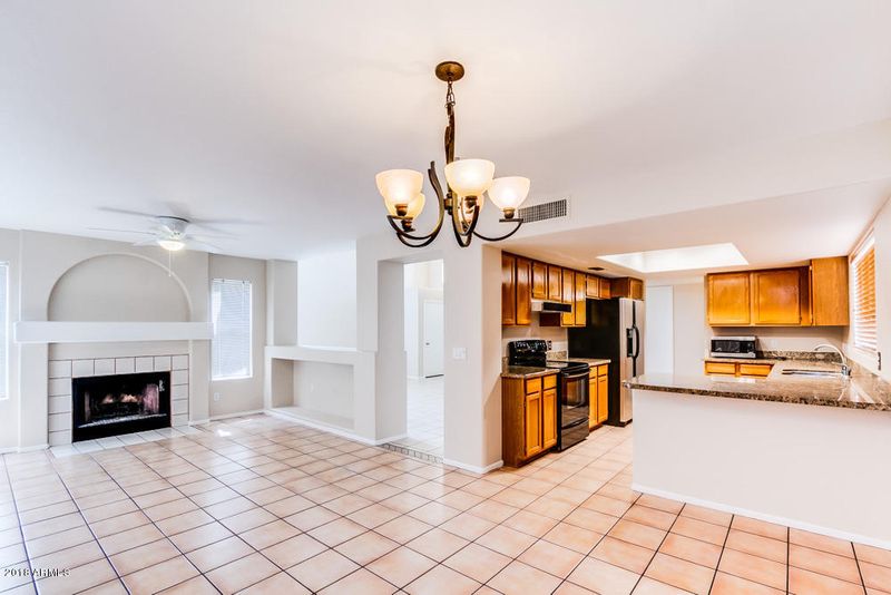 17437 N 46th Pl, Phoenix, AZ 85032