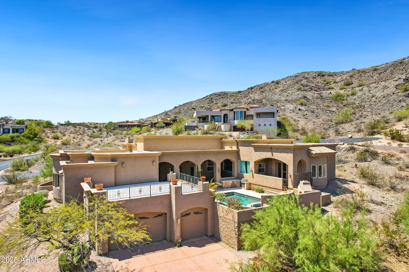 1744 Desert Willow Dr, Phoenix, AZ 85048