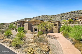 1744 Desert Willow Dr, Phoenix, AZ 85048