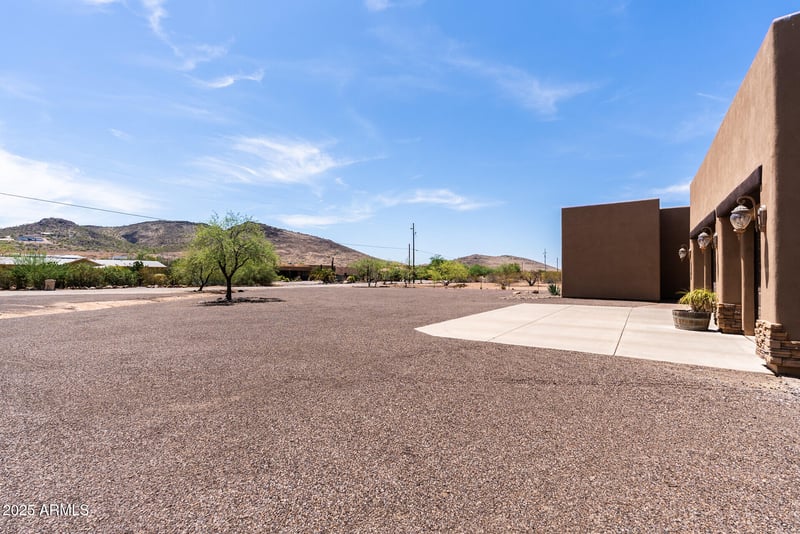 1744 Maddock Rd, Phoenix, AZ 85086