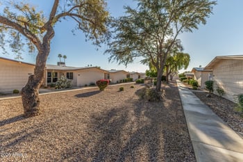17440 102nd Dr, Sun City, AZ 85373