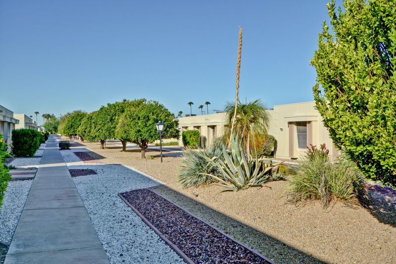 17440 N 105th Ave, Sun City, AZ 85373