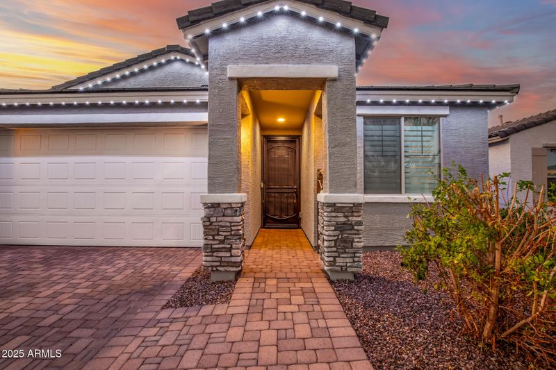 17440 W Eugene Ter, Surprise, AZ 85388