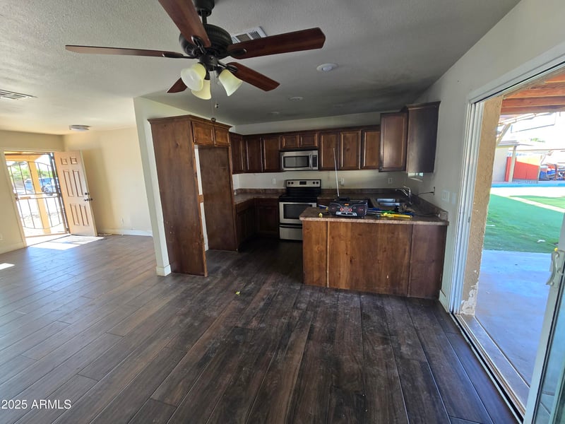 17444 14th Ave, Phoenix, AZ 85023