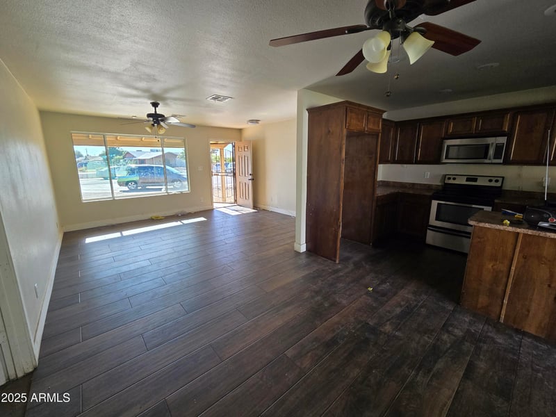 17444 14th Ave, Phoenix, AZ 85023