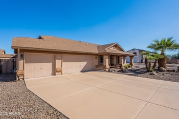 17445 64th Dr, Glendale, AZ 85308