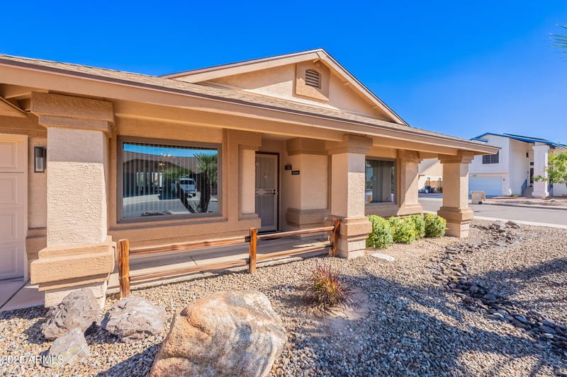 17445 64th Dr, Glendale, AZ 85308