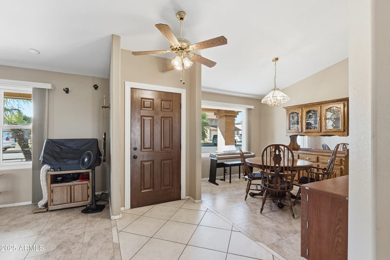 17445 64th Dr, Glendale, AZ 85308