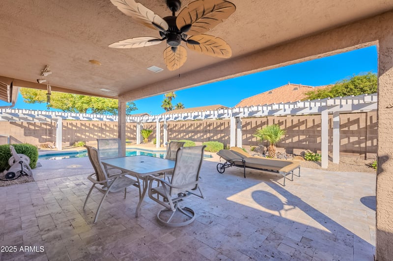 17445 64th Dr, Glendale, AZ 85308