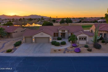 17446 Escalante Ln, Surprise, AZ 85374