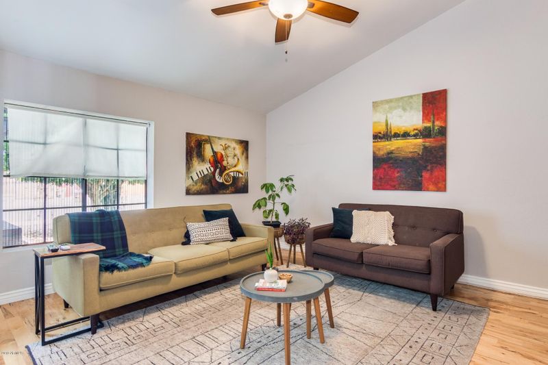 17447 N 60th Dr, Glendale, AZ 85308