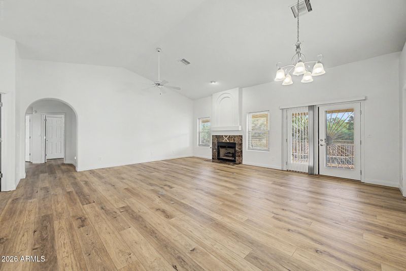 17449 E Caliente Dr, Fountain Hills, AZ 85268