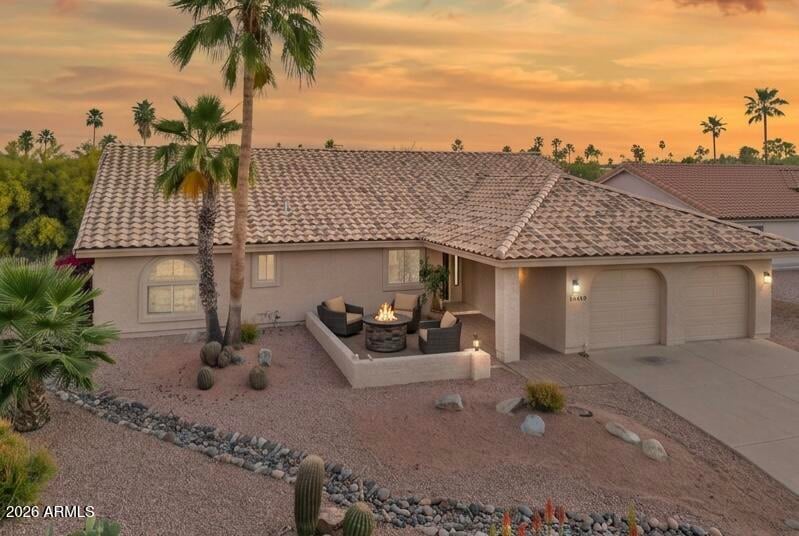 17449 E Caliente Dr, Fountain Hills, AZ 85268