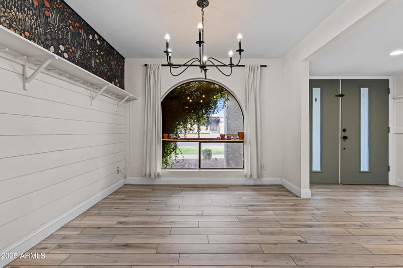 1745 Ashbrook Cir, Mesa, AZ 85213