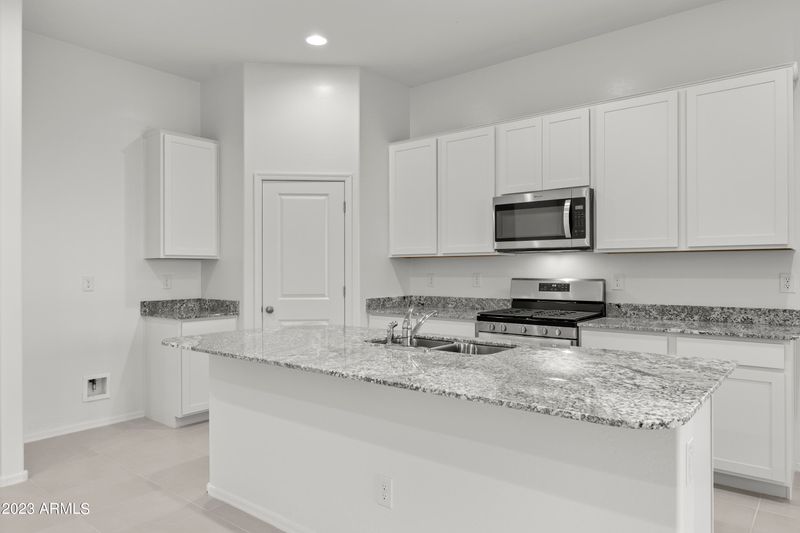 1745 E Questa Dr, Phoenix, AZ 85024