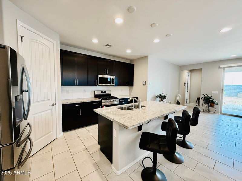 17451 Charter Oak Rd, Surprise, AZ 85388