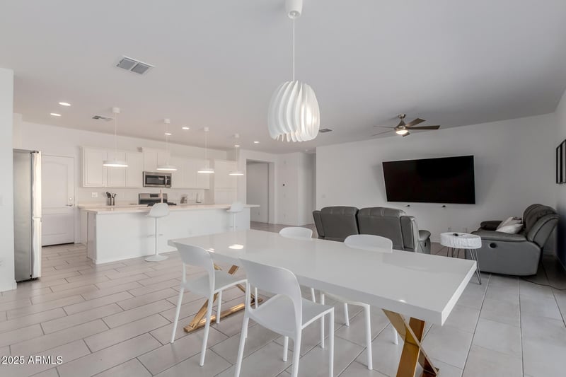 17454 Larkspur Dr, Surprise, AZ 85388