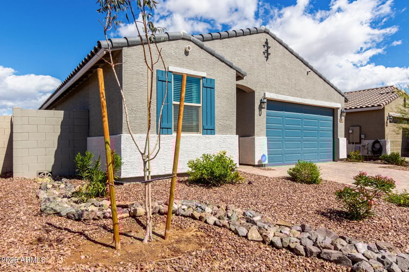 17454 Red Fox Rd, Surprise, AZ 85387