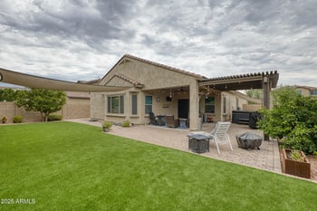 17456 Hedgehog Pl, Surprise, AZ 85387