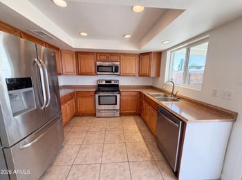 17457 14th Ave, Phoenix, AZ 85023