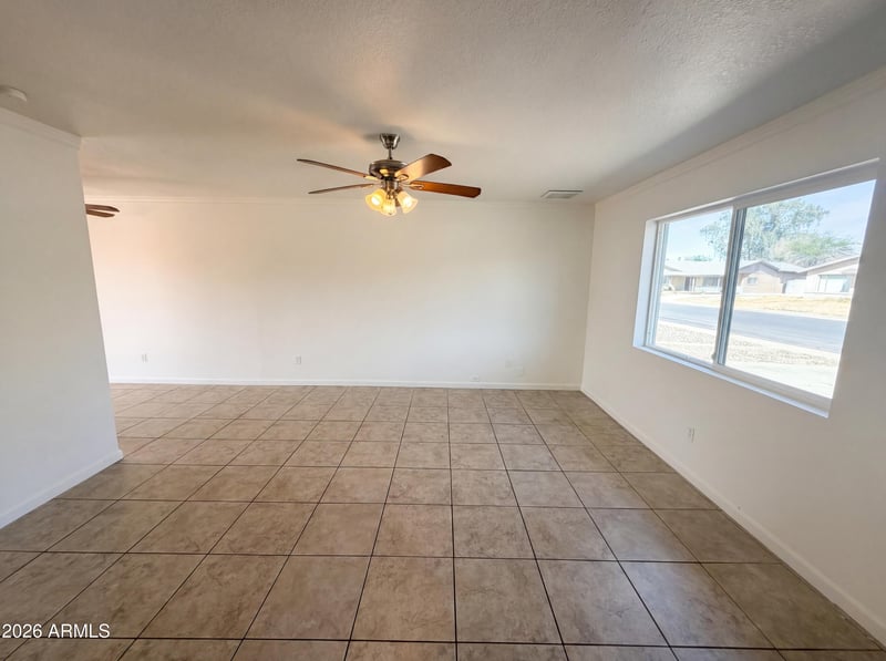 17457 14th Ave, Phoenix, AZ 85023