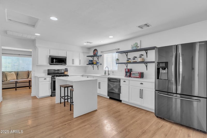 1746 Glenrosa Ave, Phoenix, AZ 85015