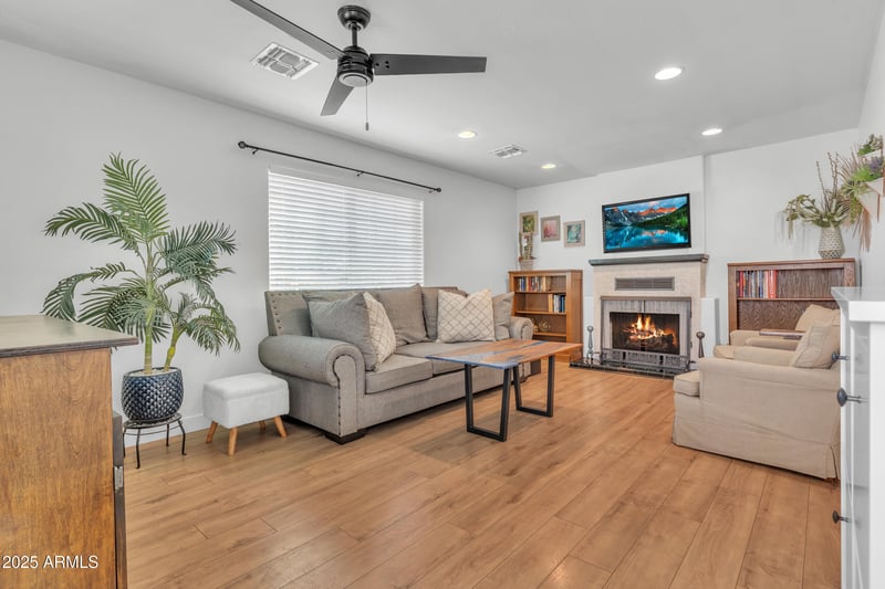 1746 Glenrosa Ave, Phoenix, AZ 85015