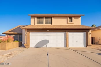 17463 63rd Dr, Glendale, AZ 85308