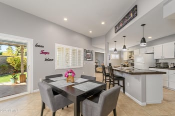 17464 106th Ave, Sun, AZ 85373