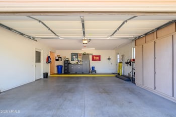 17464 106th Ave, Sun, AZ 85373