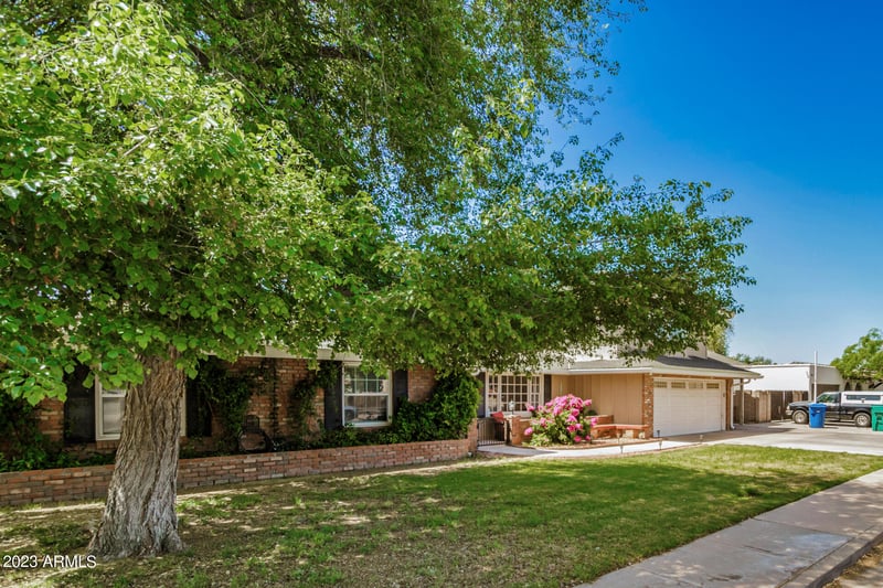 1747 E Hackamore St, Mesa, AZ 85203