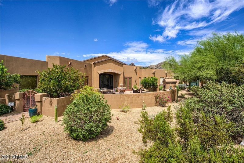 1747 E Las Palmaritas Dr, Phoenix, AZ 85020