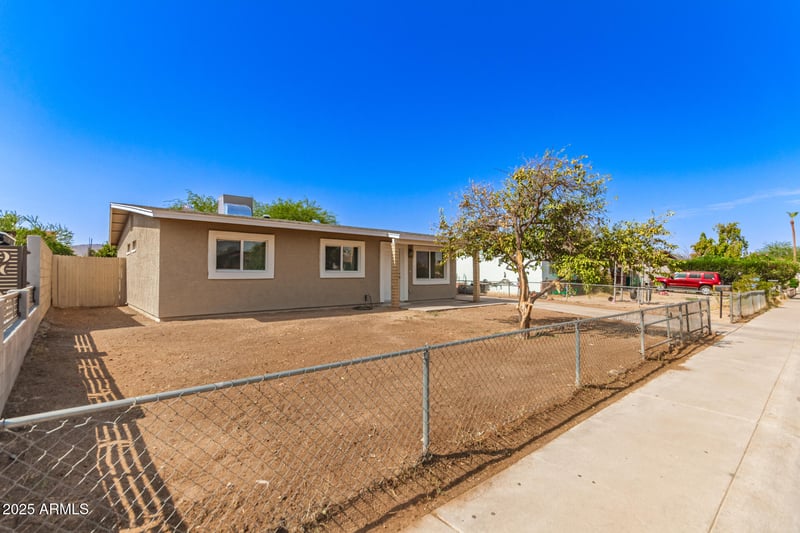 1747 Maldonado Rd, Phoenix, AZ 85041