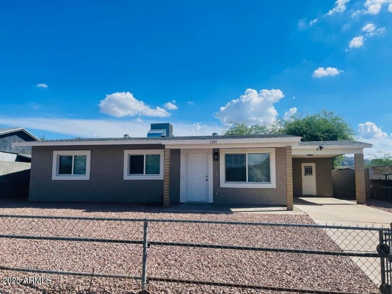 1747 Maldonado Rd, Phoenix, AZ 85041